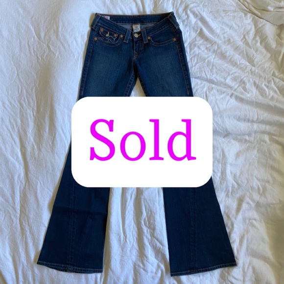 Women's True Religion Low Rise Joey Flared Jeans - Picture 1 of 8